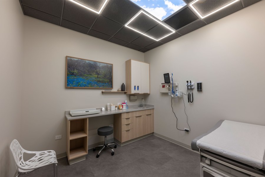 Room1 Vitality Urgent Care in Lake Zurich 14